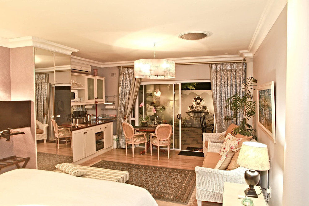 Roosboom Guest Apartments Somerset West Exterior photo